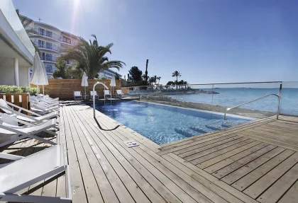 Vliegvakantie Figueretas Ibiza